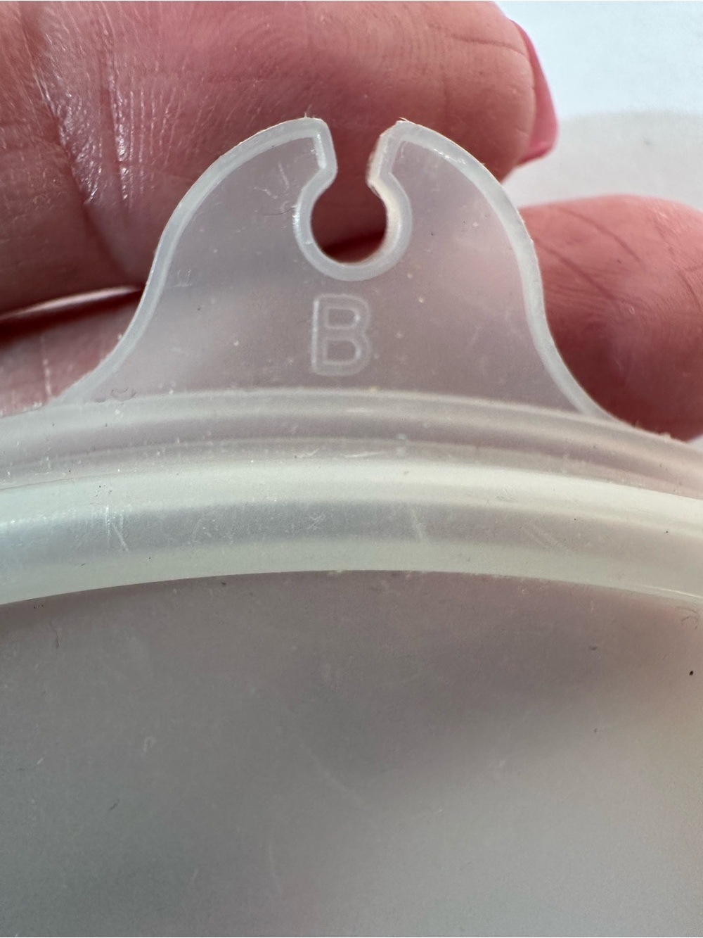 Vintage Lot Of 2 Tupperware Sheer Clear Replacement Lids 227 & 238 Preowned - Picture 6 of 8